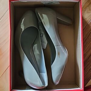 Lauren ralph lauren patent leather heels